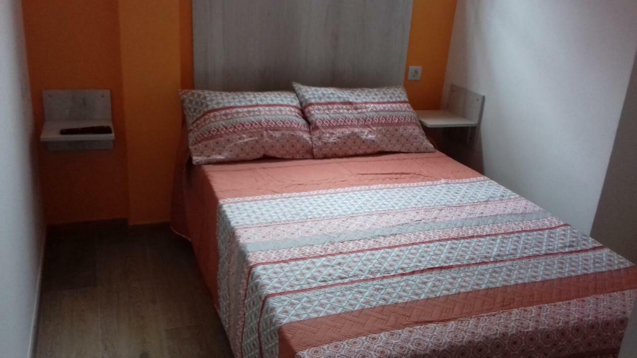 Pension La Catedral Леон Экстерьер фото
